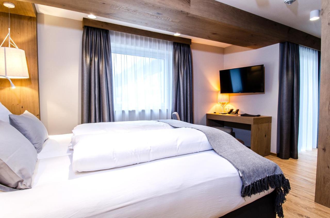 Hotel Garni Funtana イシュグル エクステリア 写真